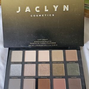 Luxe Legacy Eyeshadow Palette